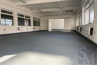 Whilelms Works, Hainault, IG6