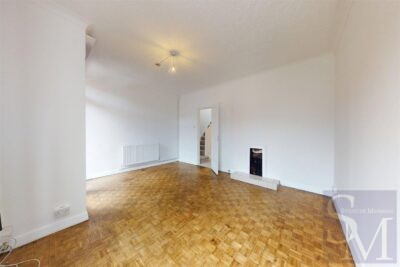 High Road, Loughton IG10