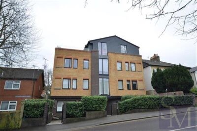 Palmerston Road, Buckhurst Hill, IG9