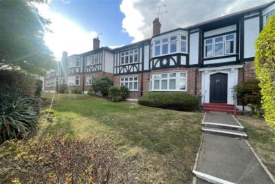 Grange Court, Loughton, IG10