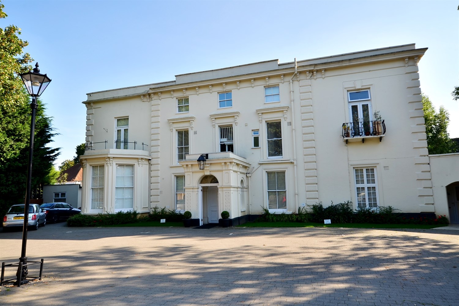 Buckhurst Hill House, Queens Road, Buckhurst Hill IG9