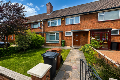 Southwold Drive, Barking, IG11