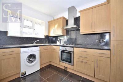 Etheridge Road, Loughton IG10