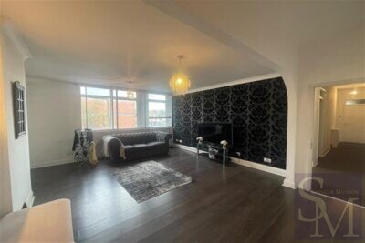 Crown House, High Road, Loughton, IG10